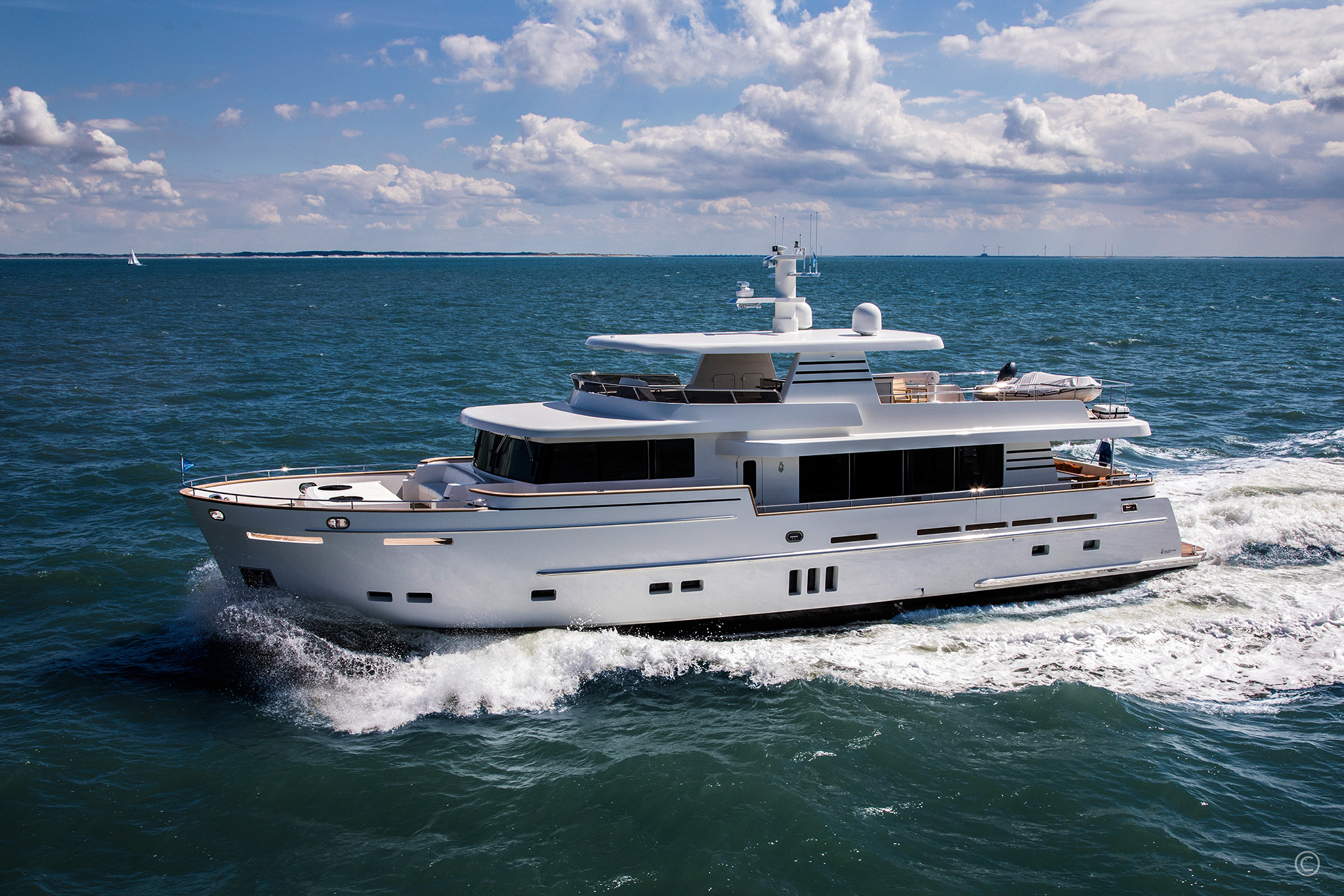Van der Valk Explorer 25m