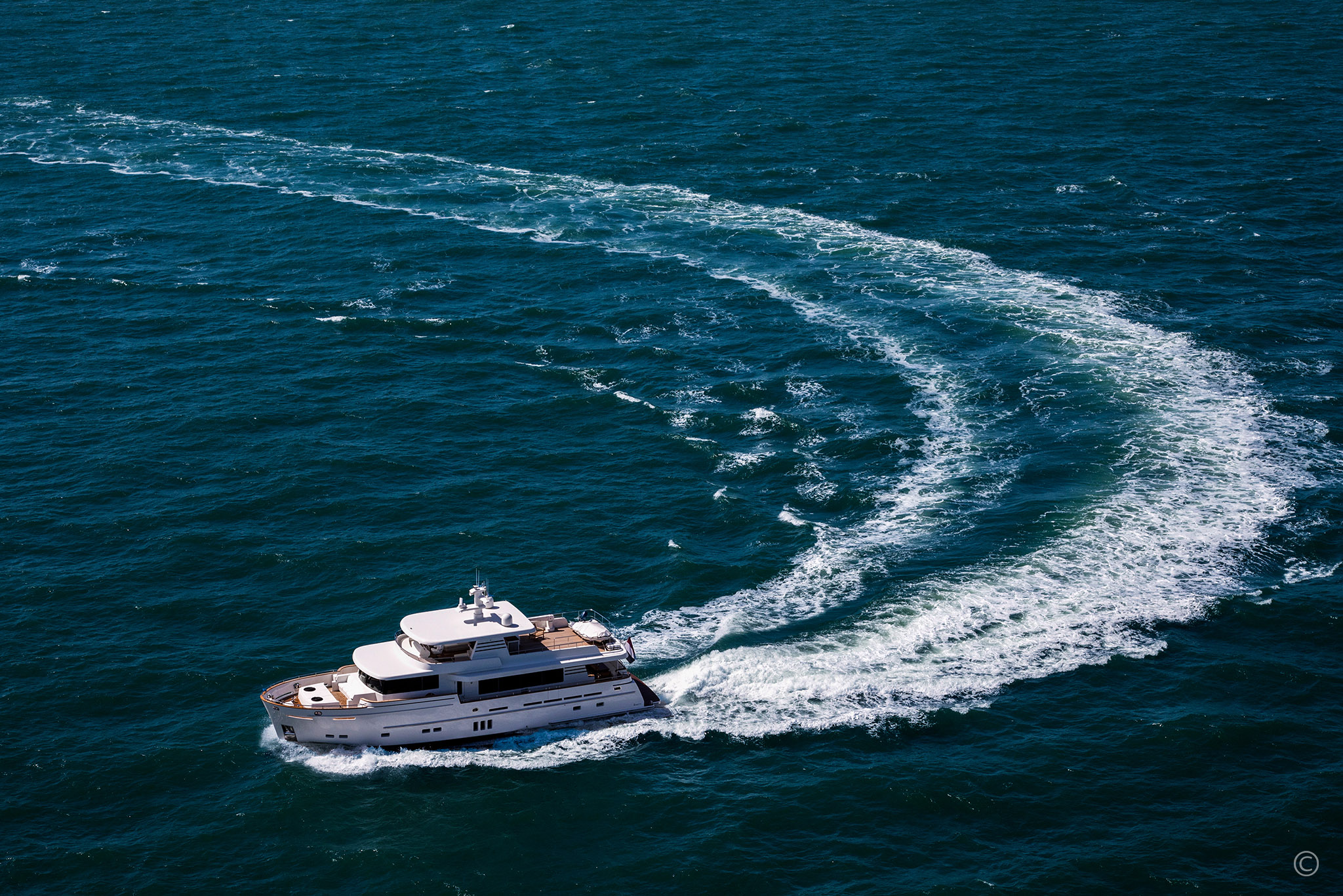 Van der Valk Explorer 25m
